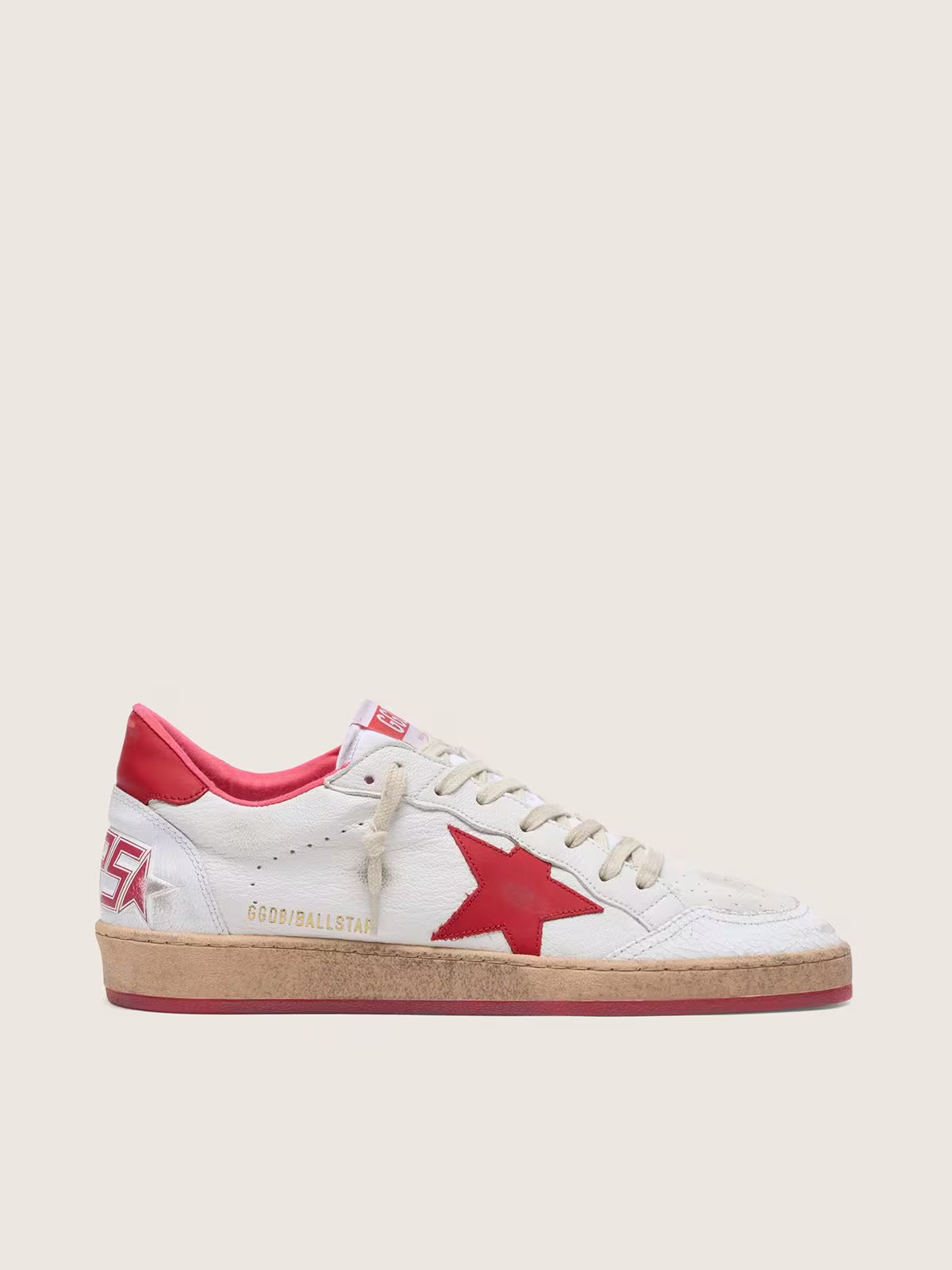 Ball Star in white leather with red star and heel tab